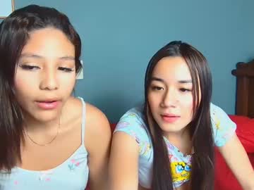 2cgirls69 doggy and facial camshow - January 02 2024
