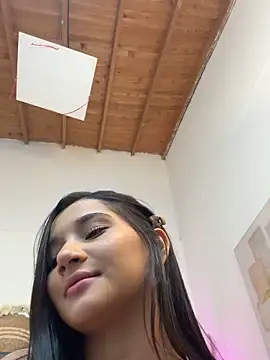 AlessiaVallmont oiled - 2026 February 25