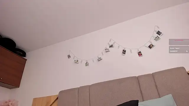 Alexandra_ra ass play