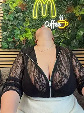 AnneKane deepthroat - 16/05/2023