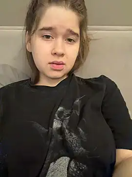 HornyGirlH camshow - June 23 2023