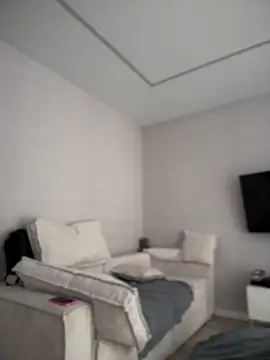 QuietNicole lesbian camshow