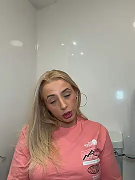 Strongqueen fuck missionary - 11 August 2023