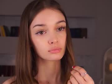 _moonlit_melody_ webcam