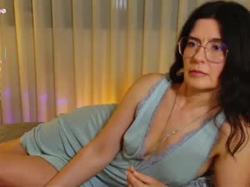 Adelina_shine tits