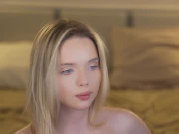 Anabel054 ass play - December 11 2023