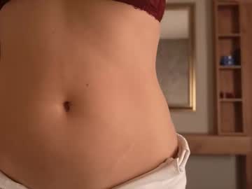 Annvelvet pussy play show