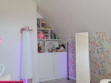 Brilliantvictoria squirt camshow - 2023-06-24