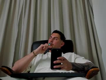 Clintmasterss cumshot camshow