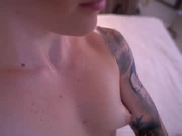 Cute__foxy tits and ass