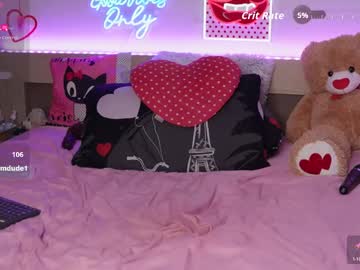 Dakota_32 self squirt