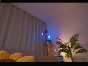 Danii_xoxo self squirt show - November 23 2023