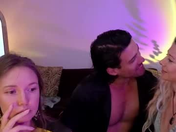 Goddess_marylin fuck doggy camshow - 2023.12.02