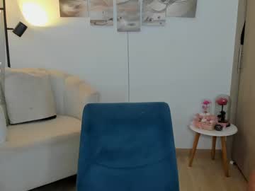 Hailey_florez lesbian show