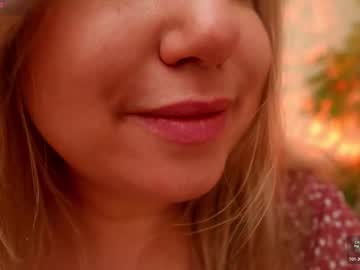 Happyalice lesbian - November 09 2025