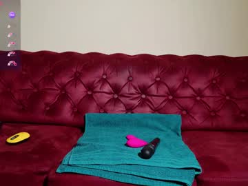 Hot_hayde ass play show