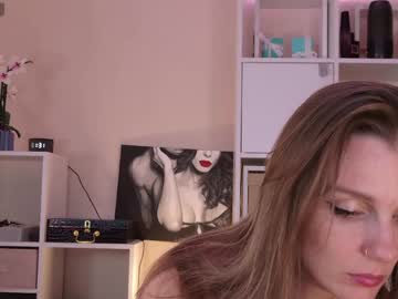 Karamelsw solo masturbation