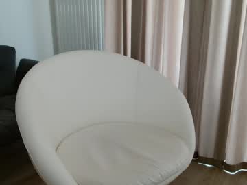Kiki_akai squirt
