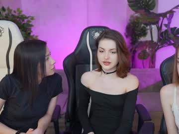Kira0541 hot sex camshow - June 21 2023
