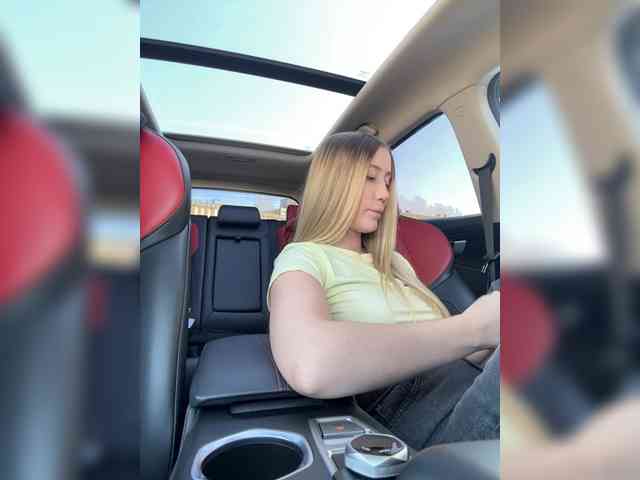 Lana-lana03 tits show - 27 February 2023