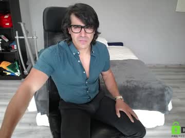 Latino23bom threesome - 12-23-2023