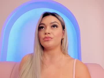 Milaowens fingering camshow - 04 September 2023