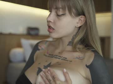 Mileeena deepthroat camshow