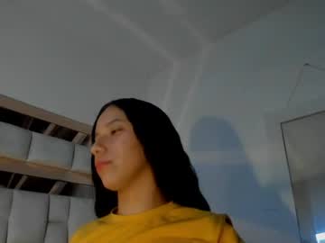 Oh_holly ass play camshow