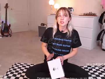 Petitebrat deepthroat - 07.08.2025