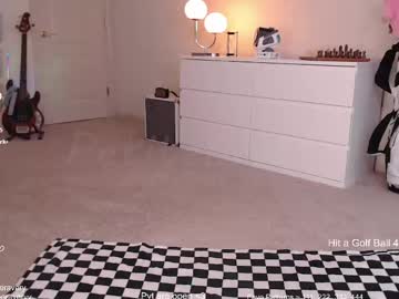 Petitebrat pusssy camshow