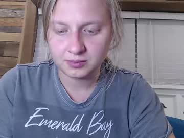 Scartit tits and ass show