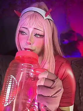 Seraphine23 squirt show