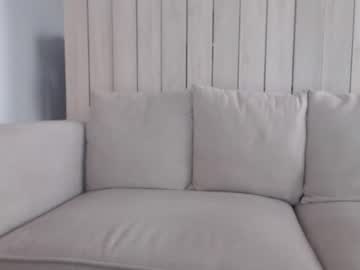 Shy_schoolgirl_ squirt camshow