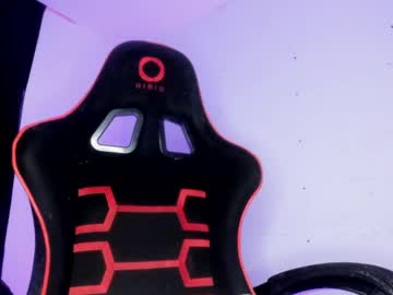 Silviarichie_jade with friend camshow