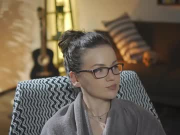 Tiffanyriox lesbian show - 2023 October 25