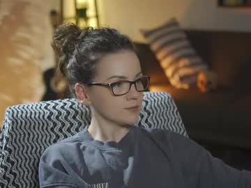 Tiffanyriox pussy play camshow - 15/05/2023