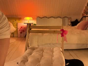 Uwunikaa crazyticket show